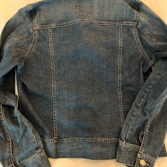 Old Navy Medium Dark Wash Jean Jacket Front Chest Pockets Silver Buttons Sz M/L - Picture 2 of 6